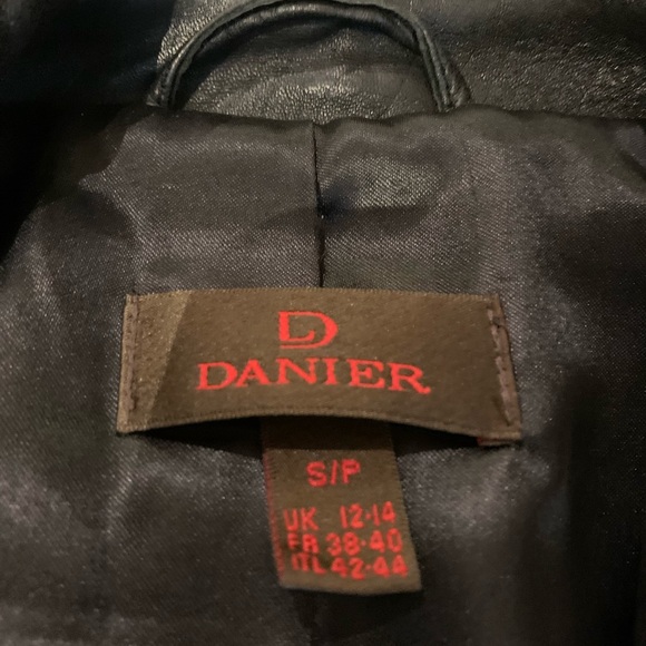 Real leather jacket - Picture 2 of 2